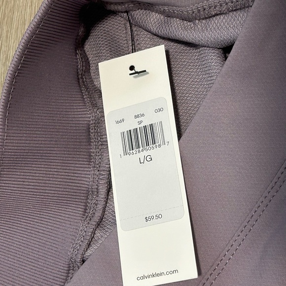 Calvin Klein Shorts - Picture 6 of 6